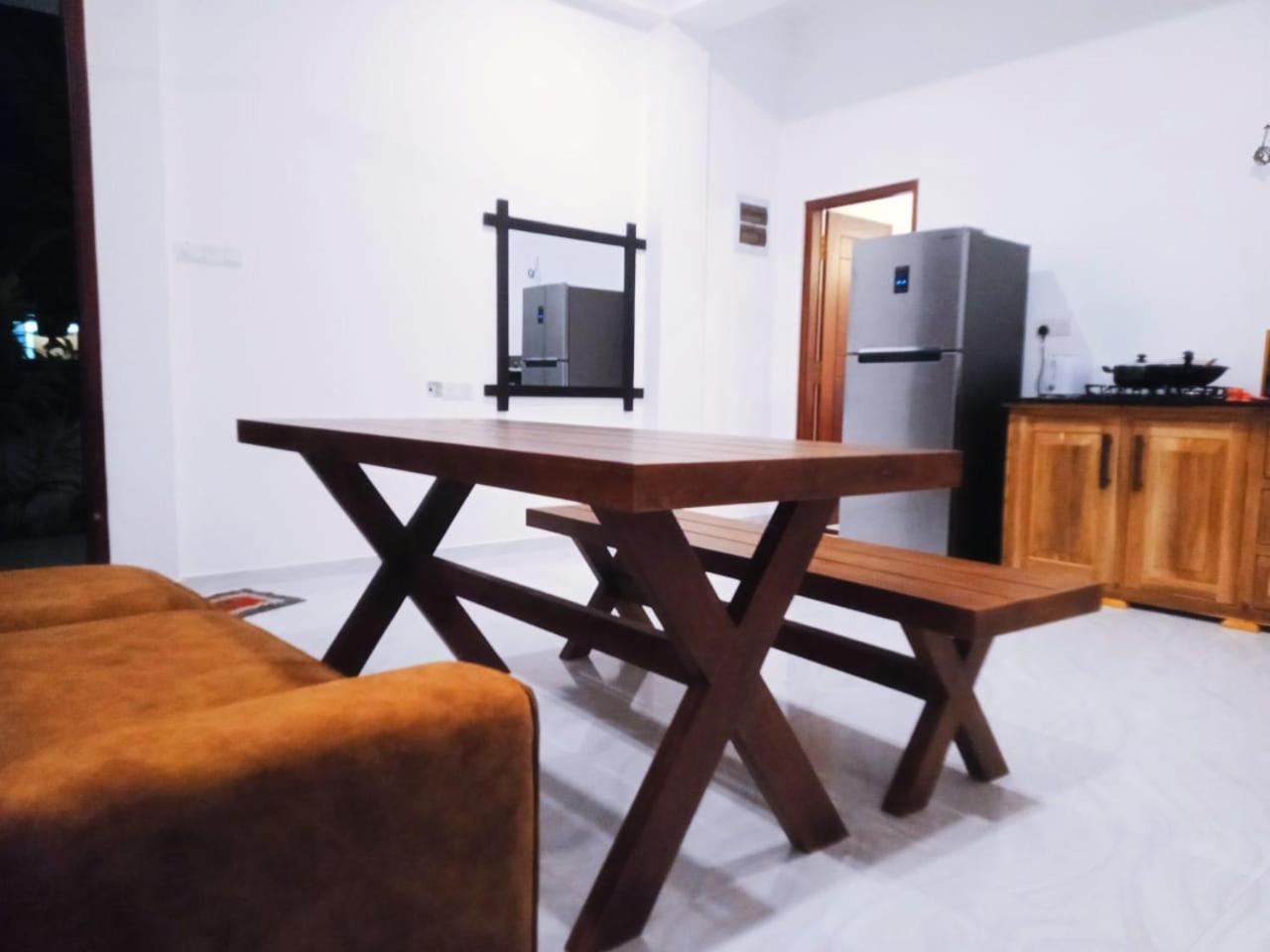 היקדואה Blue Whales Hotel מראה חיצוני תמונה