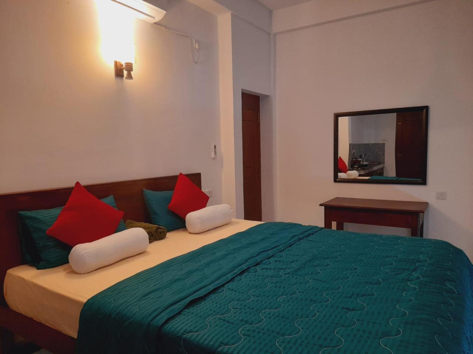 היקדואה Blue Whales Hotel מראה חיצוני תמונה