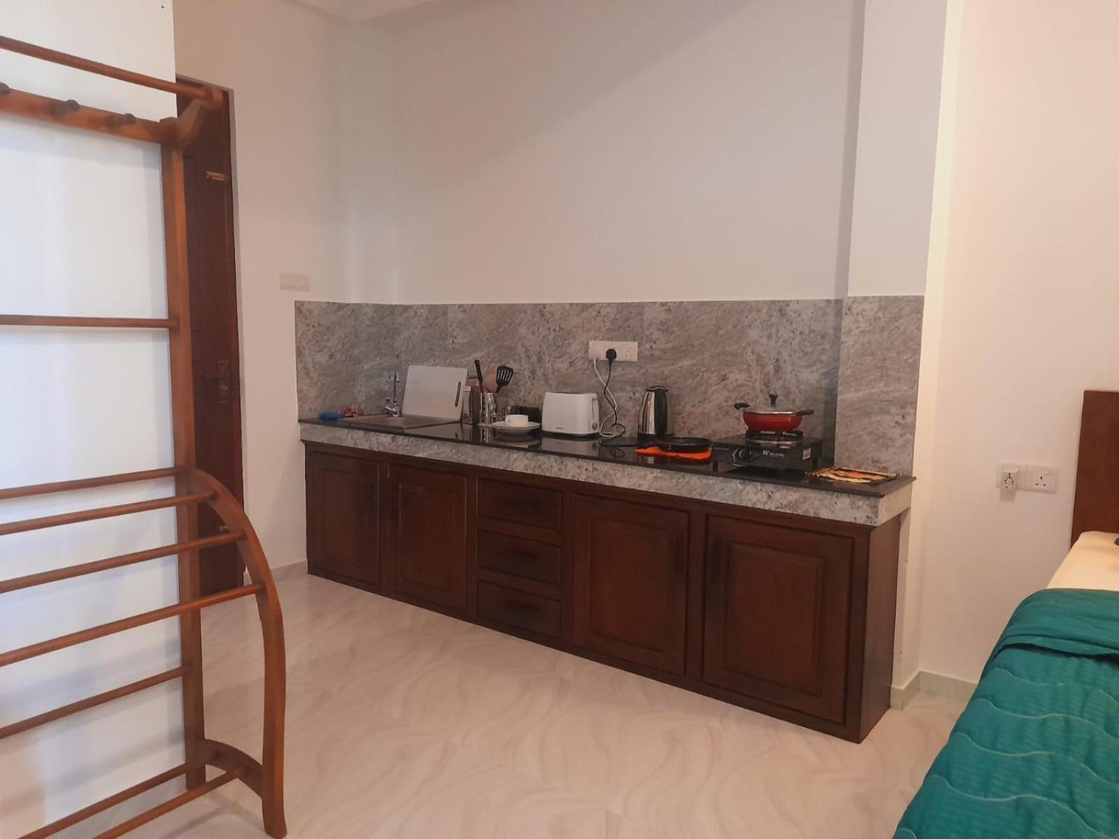 היקדואה Blue Whales Hotel מראה חיצוני תמונה