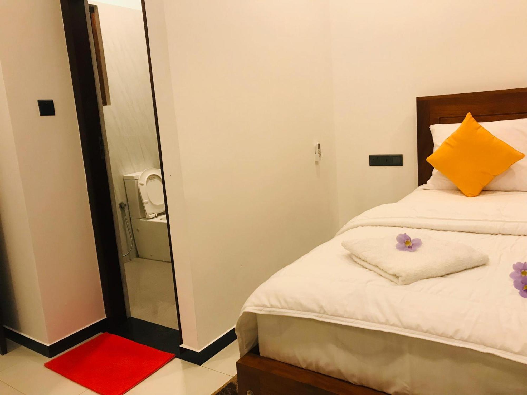 היקדואה Blue Whales Hotel מראה חיצוני תמונה