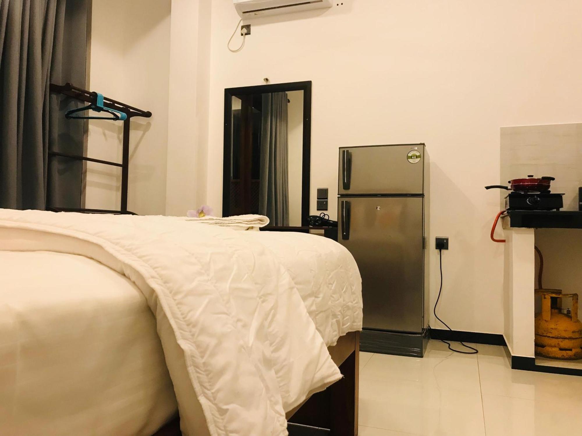 היקדואה Blue Whales Hotel מראה חיצוני תמונה