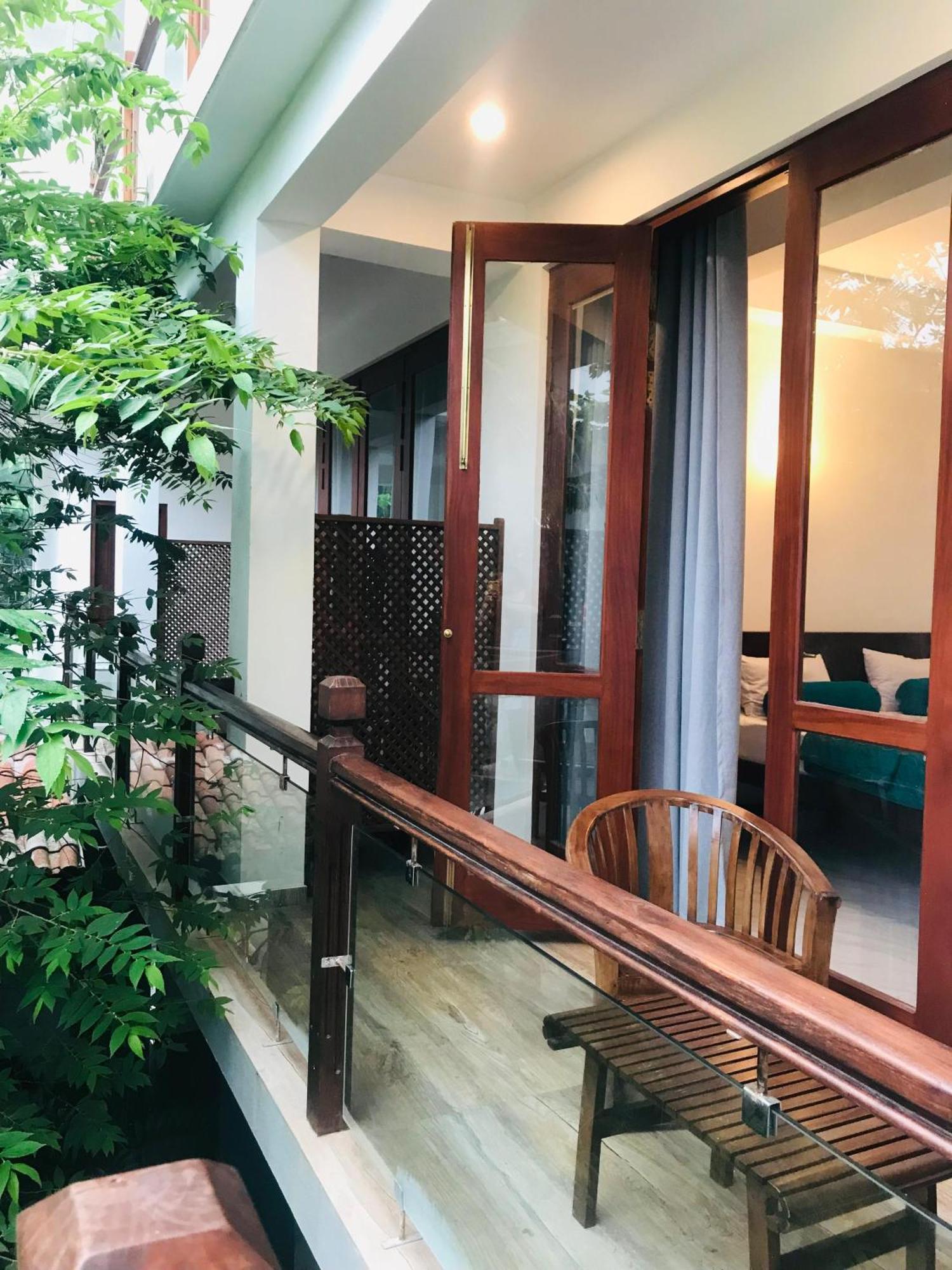היקדואה Blue Whales Hotel מראה חיצוני תמונה