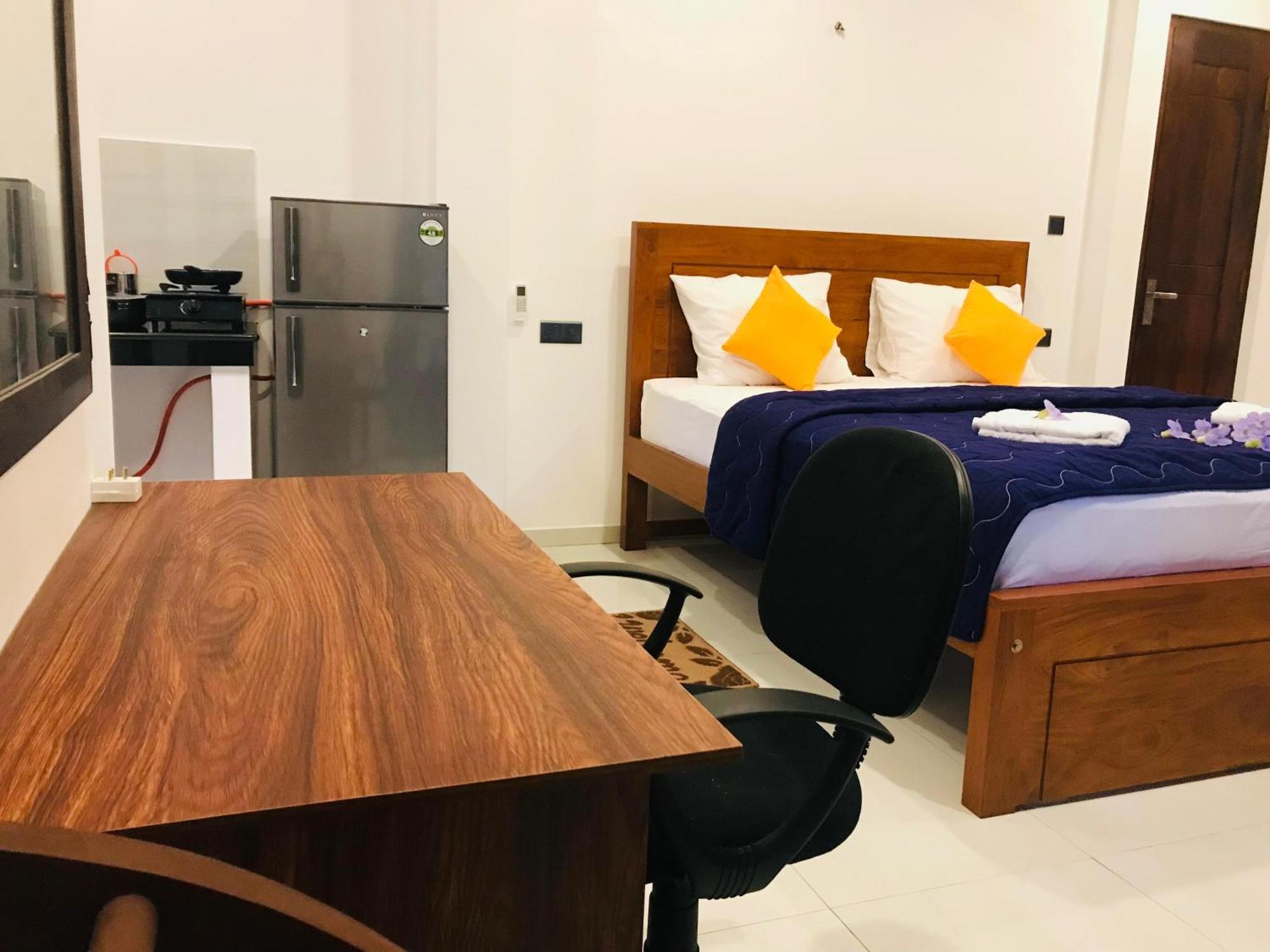 היקדואה Blue Whales Hotel מראה חיצוני תמונה