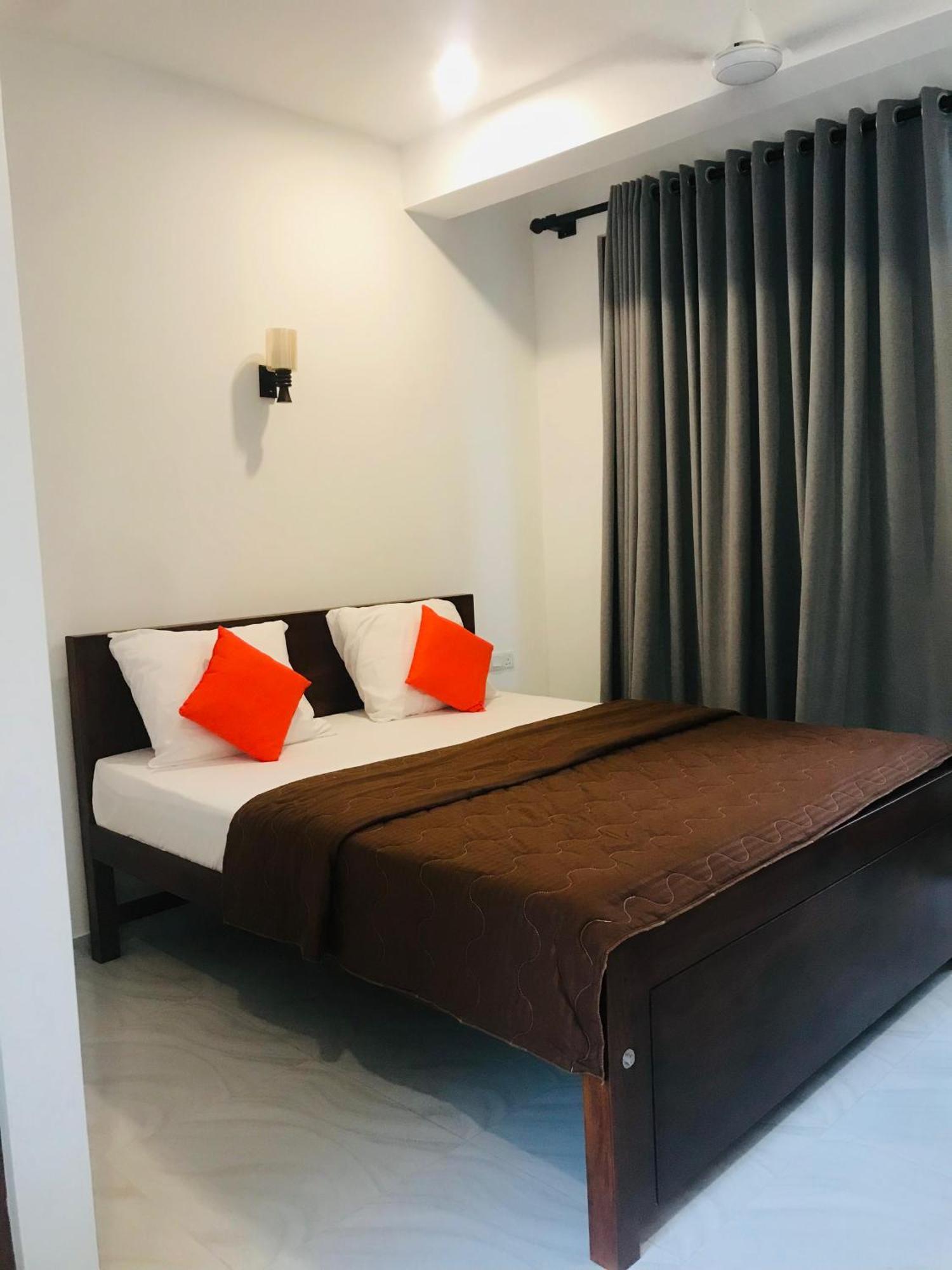 היקדואה Blue Whales Hotel מראה חיצוני תמונה
