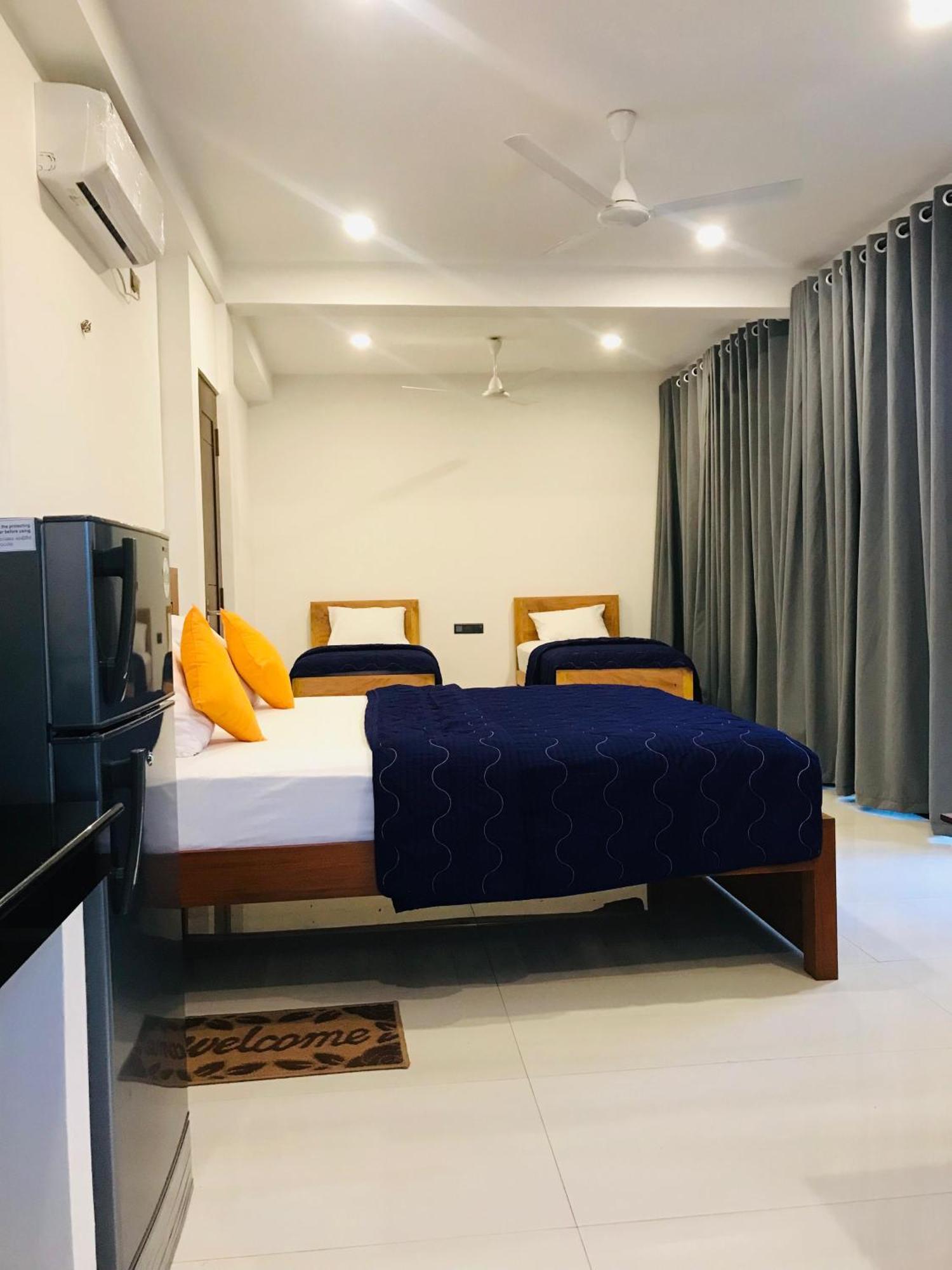 היקדואה Blue Whales Hotel מראה חיצוני תמונה